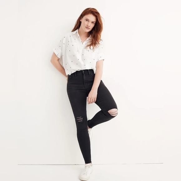 Madewell 9" Mid-Rise Skinny Jeans in Black Sea - Picture 2 of 3